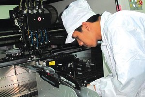 Các nhà đầu tư nước ngoài vẫn tiếp tục coi Việt Nam là địa chỉ đầu tư tin cậy. Ảnh: Đức Thanh