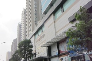 Dự án Hapulico, quận Thanh Xuân được xây dựng giữa khu dân cư đông đúc khiến hạ tầng giao thông thường xuyên quá tải - Ảnh: Nguyên Minh