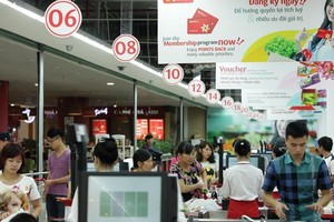 Lạm phát thấp là do giá cả nhiều mặt hàng thiết yếu trên thị trường thế giới giảm mạnh. Ảnh: Đức Thanh