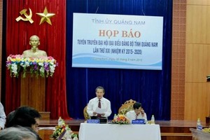 Họp báo thông báo về công tác chuẩn bị và tổ chức Đại hội Đại biểu Đảng bộ tỉnh lần thứ XXI nhiệm kỳ 2015-2020.