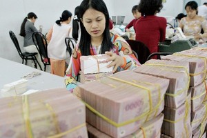 Từ năm 2016, quan hệ giữa VAMC và TCTD là bình đẳng giữa hai doanh nghiệp để thực hiện mua và bán nợ