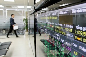 Hơn 800 DN đại chúng chưa thực hiện lên sàn