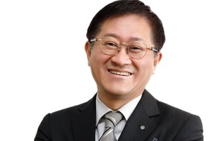 Suh Kyung-Bae hiện là người giàu thứ 2 Hàn Quốc với khối tài sản giá trị 9,2 tỷ USD