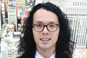 Ông Theodore Knipfing