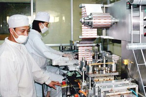 Cạnh tranh quyết liệt trong ngành dược sẽ là thách thức lớn đối với các doanh nhân như ông Lê Văn Lớ