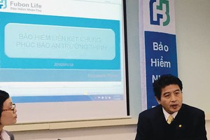 Ông Anton Chang, CEO Fubon Life tại lễ ra mắt sản phẩm “Phúc Bảo An Trường Thịnh”