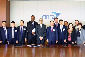 Để xây dựng nên các sản phẩm tài chính chuyên nghiệp, lành mạnh, việc học tập kinh nghiệm của các thị trường tiên tiến là rất cần thiết