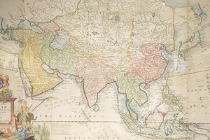 Ảnh chụp bản đồ “Vùng đất của vàng và gia vị” trưng bày tại Thư viện Quốc gia Singapore tháng 7/2015