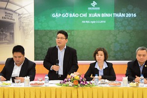 Tân Chủ tịch HNX  cho biết, ông cùng tập thể HNX sẽ làm việc tối đa để các vấn đề phức tạp sẽ trở nên đơn giản và dễ hiểu khi đến với công chúng 