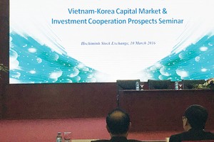 Nhà đầu tư Hàn Quốc quan tâm thị trường chứng khoán Việt Nam