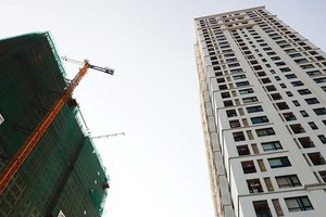 Thị trường bất động sản khởi sắc cũng là cơ hội cho các ngành liên quan như vật liệu xây dựng khởi sắc theo