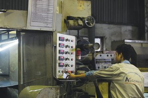 Xây dựng Luật Hỗ trợ doanh nghiệp nhỏ và vừa: Ai hỗ trợ, hỗ trợ ai? 