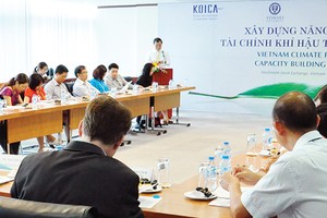 HOSE tham gia “Xây dựng năng lực về tài chính khí hậu”