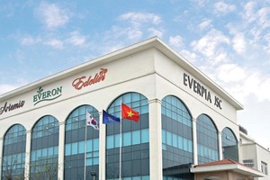 Cổ đông EVE bị “leo cây”