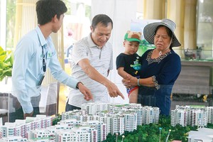 Nhu cầu thuê nhà bình dân tại những địa phương đông người nhập cư như TP. HCM là rất lớn. Ảnh: Lê Toàn