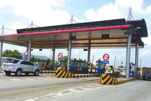 Giao thông đường bộ hiện chiếm tuyệt đại đa số dự án BOT ở nước ta. Ảnh: Đức Thanh