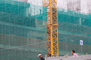 Các chủ đầu tư đang tính toán lại thời gian mở bán dự án sau khi Thông tư 06 được ban hành. Ảnh: Dũng Minh