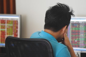 Ninh Vân Bay có thể không lỗ lớn từ hoạt động kinh doanh, nhưng vẫn chưa tìm được cách sinh lời cho cổ đông