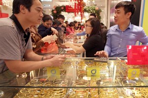 Cần có những giải pháp sử dụng hiệu quả số vàng tồn đọng trong dân tham gia phát triển kinh tế.