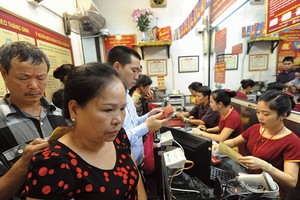 Giá vàng trong nước “nhảy múa” xuất phát từ lực mua mạnh của các tổ chức, chứ không phải cá nhân nhỏ lẻ