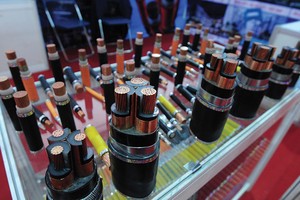 VKC: lợi nhuận 6 tháng bằng 110% năm 2015