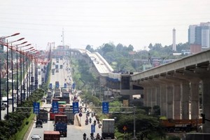 Cận cảnh tuyến metro Bến Thành - Suối Tiên đang dần thành hình