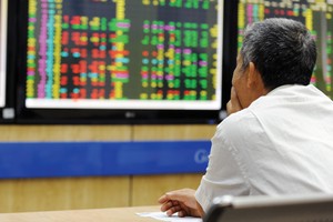 Đầu tư vào cổ phiếu ngân hàng cần có tầm nhìn dài hạn, thay vì lướt sóng ngắn hạn