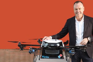 CEO Domino: Ý tưởng giao pizza bằng máy bay không người lái
