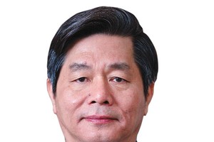 Nguyên Bộ trưởng Bộ Kế hoạch và Đầu tư Bùi Quang Vinh