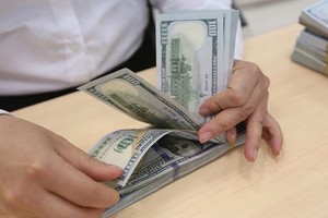 Năm 2015, kiều hối về Việt Nam đạt 12,25 tỷ USD, đứng thứ 11 thế giới và đứng thứ ba trong khu vực