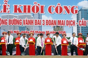 Lễ khởi công dự án mở rộng đường Vành đai 3 đoạn Mai Dịch – cầu Thăng Long 