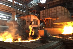 Một góc lò luyện phôi tại Khu liên hợp thép KiNh Môn Hải Dương