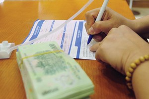 Tài khoản doanh nghiệp mất tiền, quy trách nhiệm ra sao?