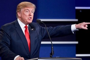 Ông Trump trong cuộc tranh luận trực tiếp lần thứ ba với bà Clinton. Ảnh: AFP.