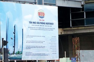 Trước năm 2011, HUD đã quyết định đầu tư các dự án vượt xa khả năng tài chính và quản trị, dẫn đến việc chậm trễ trong triển khai các dự án.