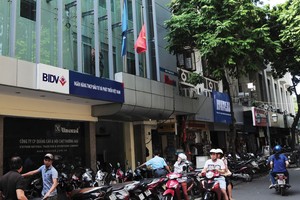 Vinexad đang “mắc kẹt” với khu đất vàng số 9 Đinh Lễ, quận Hoàn Kiếm, Hà Nội, hiện đang là trụ sở chính của Công ty