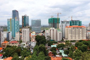 FDI vào bất động sản đạt chưa tới 1 tỷ USD 