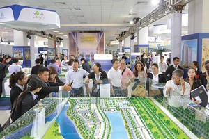 Niêm yết cổ phiếu trên sàn chứng khoán sẽ giúp cho các doanh nghiệp địa ốc như Novaland có thêm kênh huy động vốn hữu ích