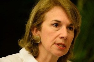 Bà Virginia B. Foote, Chủ tịch Phòng Thương mại Hoa Kỳ tại Việt Nam