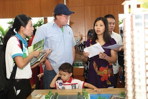 Theo VNREA, có tới trên 10.000 người nước ngoài quan tâm và đặt vấn đề sở hữu 
bất động sản tại Việt Nam trong hơn 1 năm qua. Ảnh: Lê Toàn