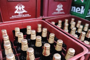 Quá trình tái cấu trúc của Habeco và Sabeco đang thu hút sự quan tâm của những nhà sản xuất bia hàng đầu thế giới như Heineken, Anheuser-Busch InBev hay Asahi Group Holdings