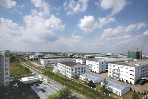 Kết cấu hạ tầng đang được hoàn thiện, tạo động lực cho kinh tế Việt Nam tăng trưởng. Ảnh: Đức Thanh