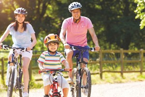 “An Tâm Học Vấn” là một trong số những sản phẩm bảo hiểm liên kết đầu tư đầu tiên dành cho trẻ em trên thị trường 