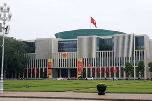 Tòa nhà Quốc hội sử dụng sản phẩm vách nhôm kính lớn của Eurowindow 