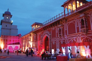 Những thành phố rực rỡ sắc màu nhất thế giới