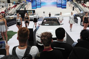 Bức tranh ngành bán lẻ ô tô: Sáng, tối đan xen