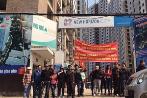 Chủ đầu tư liên tục bị cư dân "tố" vì bên môi giới bán hàng xong, phủi tay