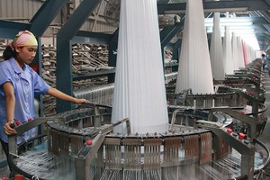 Tuy “khát” vốn, nhưng phần lớn DNNVV không thể chịu nổi mặt bằng lãi suất hiện nay và cũng khó có cơ hội được vay