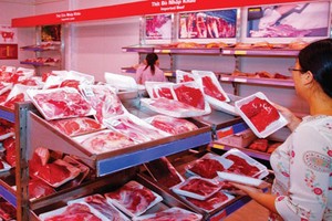 20.000 đồng/kg, "choáng" với thịt nhập khẩu giá rẻ từ Brazil