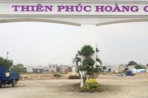 Dự án Thiên Phúc Hoàng Gia dù chưa có đầy đủ pháp lý vẫn rầm rộ mở bán. Ảnh: Gia Huy